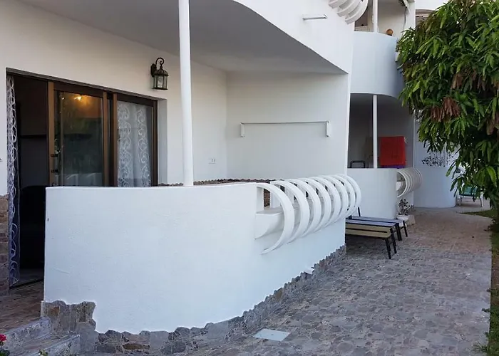 Luxury 2 Bedroom 50 M From *