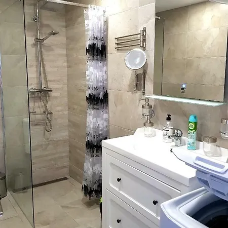 Apartment Luxury 2 Bedroom 50 M From Mogan