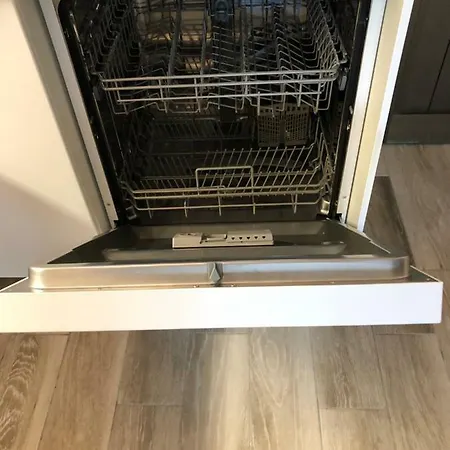 Apartment Luxury 2 Bedroom 50 M From Mogan