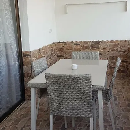 Luxury 2 Bedroom 50 M From * Mogan