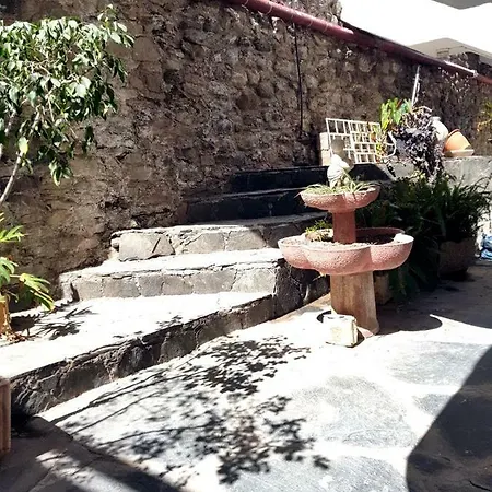 Luxury 2 Bedroom 50 M From Моган