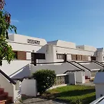 Apartment Luxury 2 Bedroom 50 M From